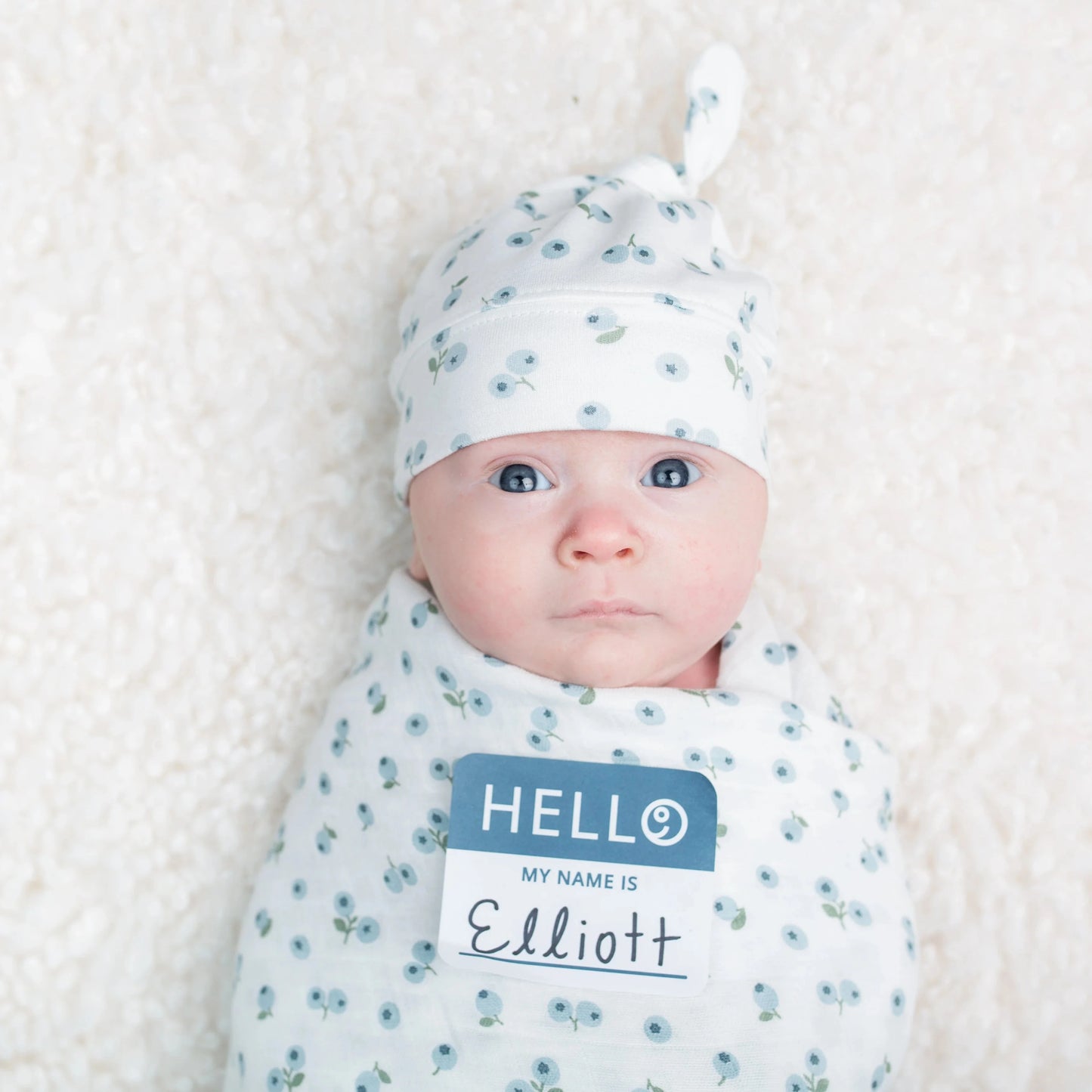 Lulujo Bamboo Bonnet & Swaddle Set