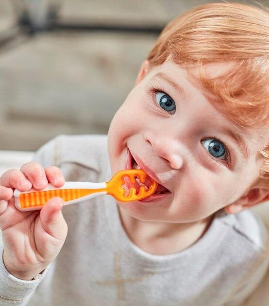 Numnum GOOtensil Self-feeding Pre-spoons (Set of 2) - Blue & Orange